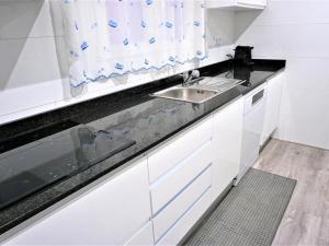 Villa Service - Guimera