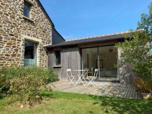 B&B / Chambres d'hotes La Chambre de Claire : Chambre Double - Vue sur Jardin