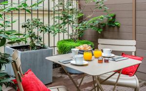 Hotel Le Tourville by Inwood Hotels : Chambre Double Exécutive avec Terrasse