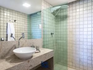 Casa-4QTS-Beira Mar-Piscina e Cozinheira-SH038