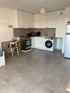 Appartement RDC avec parking privé - La Pomme de Pin