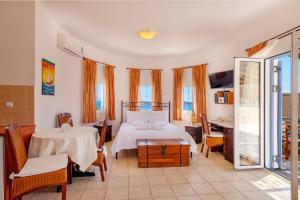 Superior Classic Suite with Sea View room in Sunrise Beach Suites