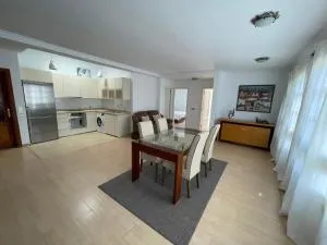 Casa Brisa del Este - Mala