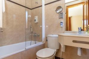 Double Room with Balcony room in Hotel Solana