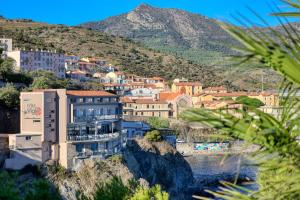 Hotels Hotel La Vigie - Face a la mer : photos des chambres