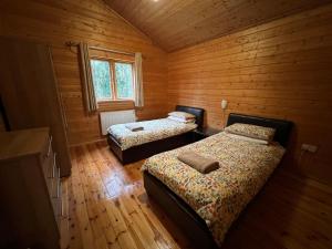 Kingfisher Lodge, Lake Pochard