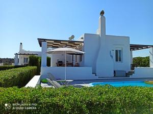 Sea Breeze Villas
