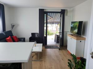 Maisons de vacances Maison de 2 chambres avec terrasse amenagee et wifi a Argenteuil : photos des chambres