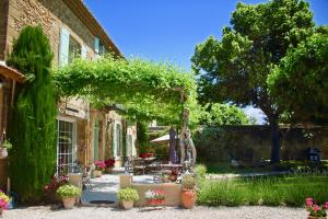 Maisons d'hotes Fontaine des Magnarelles : photos des chambres