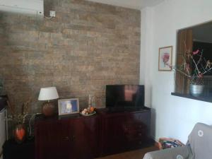 Violet Bedroom and Apartment