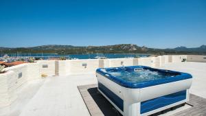 AHR Baja Hotel & Spa Cannigione img3