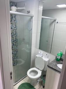 Apartamento decorado 50 metros da praia