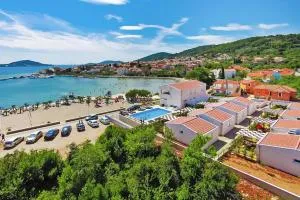 Apartments Dalmatia in Preko with pool - Preko