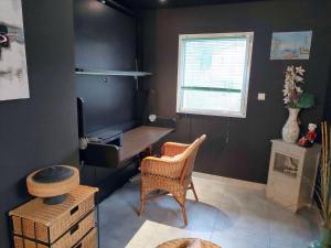 Maisons de vacances Villa with high terrace and panoramic sea views : photos des chambres