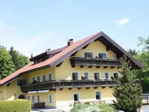 Apartment in Krispl with outdoor pool - Krispl