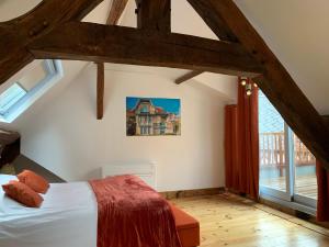 B&B / Chambres d'hotes L'Ecole des Demoiselles : photos des chambres