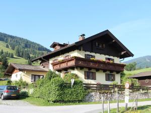 Apartment with garden in Leogang Salzburg