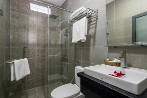 Phòng Gia Đình Loại Sang (Deluxe Family Room)