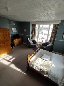 Spacious Double Room room in Valentine Guest House