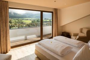 Deluxe Double Room with Balcony room in Hotel Alte Goste