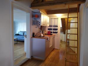Apartment Meinradsberg mit Balkon