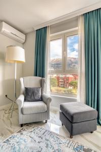 Apt "Sunrise" Budva Center with Garage Parking