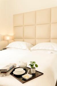 Classic Double Room room in Cosmopolitan Hotel