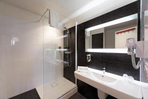 Hotels Hotel La Residence des Artistes : Chambre Double Confort « Perle »