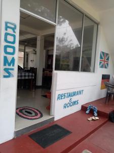 Sun Sea Family House Tangalle