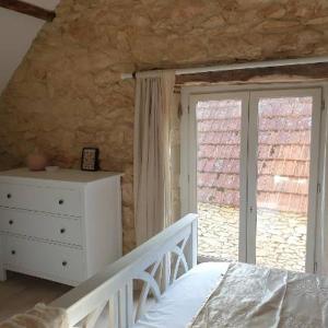 Maisons de vacances LE SORBIER 2 BED/2 BATH GITE WITH SWIMMING POOL : photos des chambres