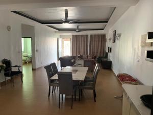 VillaParadise Homestay
