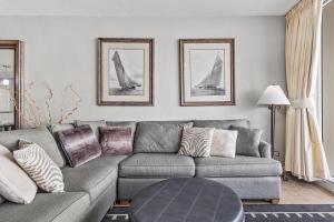 Beach Club 909A- Avalon