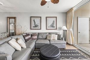 Beach Club 909A- Avalon