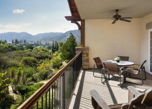 One-Bedroom Mountain Villa room in Welk Resorts San Diego