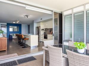 1 Bright Point Apartment 4105