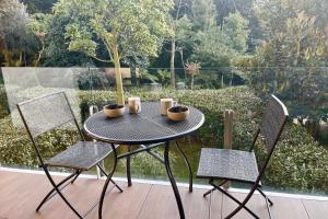 Oxford 1-bedroom apartment in a new building with pool and parking