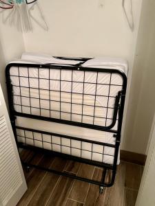 AQUA RESORT! Beachfront, 3 Bedroom Condo! 2 Bedrooms Beach Front! Sleeps 7! Free Beach Chairs by Dolce Vita Getaways PCB