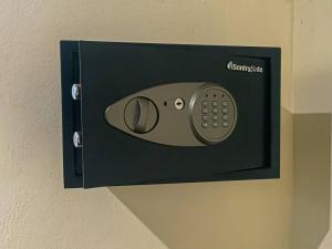 Playa Gem-a unique penthouse in heart of downtown!