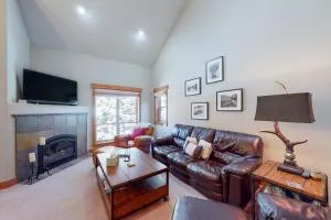 Snow Porch - Donner Pines Tract