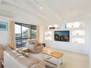 Kianga Parade Beach House