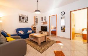 Beautiful Apartment In Krusevo With Kitchen 