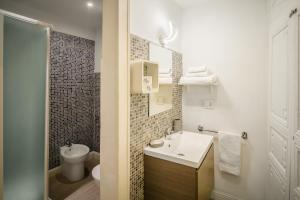 Oisife Apartments img31