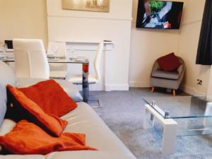 Carvetii Vincent House Large 3 bedroom apartment with on site parking