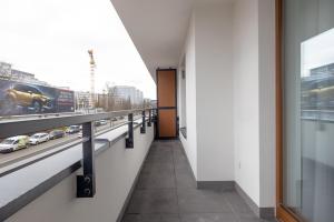 Brand New Business Apartament by BookingHost