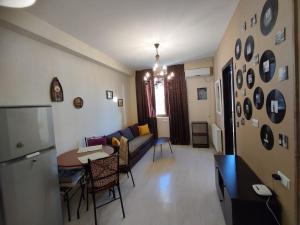 Уютная и светлая квартира с видом на горы