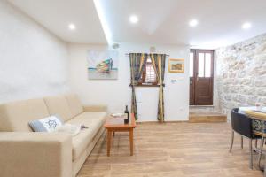 New Apartment La Barca Old Town