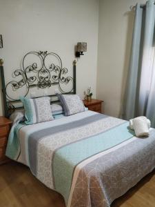 Double or Twin Room room in Hostal Los Escudos