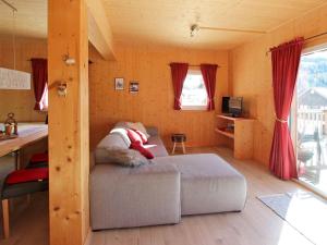 Wooden chalet in Hohentauern near ski area