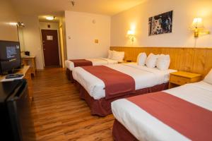 Canadas Best Value Inn- Riverview Hotel