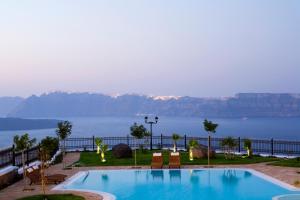 Maison Des Lys - Luxury Suites Santorini Greece